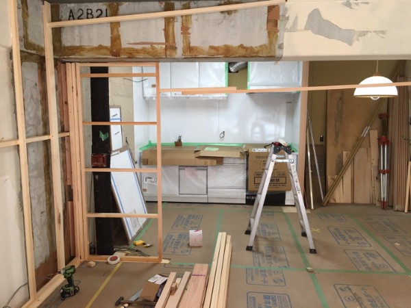 キッチンも搬入