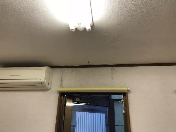 雨漏り